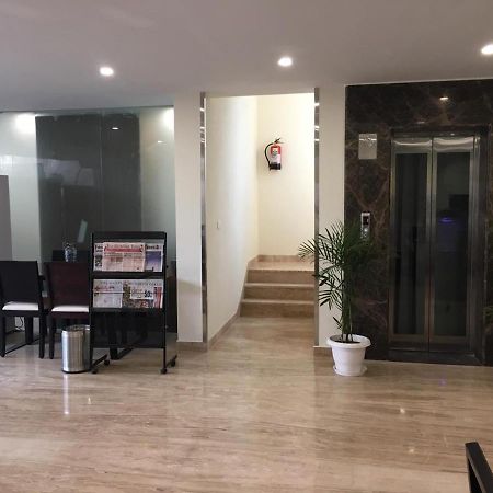 Mavens Inn Ґурґаон Екстер'єр фото