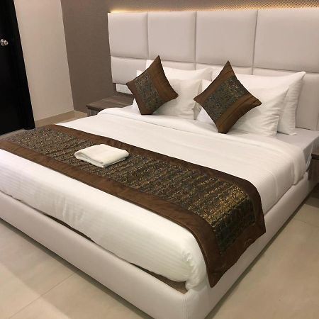 Mavens Inn Ґурґаон Екстер'єр фото