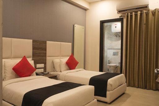 Mavens Inn Ґурґаон Екстер'єр фото