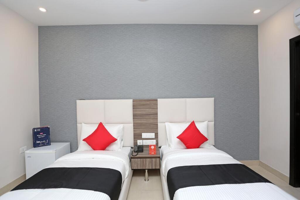 Mavens Inn Ґурґаон Екстер'єр фото